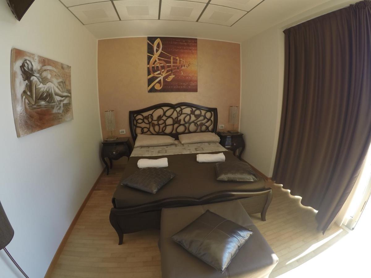 Villa Imago Roseto Degli Abruzzi Phòng bức ảnh